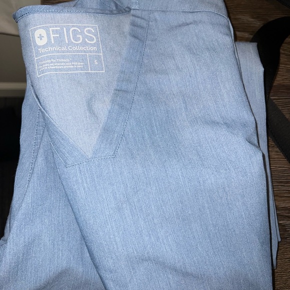 Sold. FIGS scrub set - Rare Limited Technical Collection - Heather Indigo - Picture 5 of 12